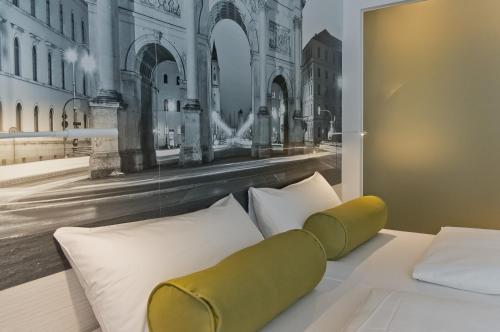 Фотография гостиницы Super 8 by Wyndham Munich City North