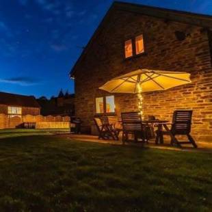 Фотографии базы отдыха 
            Hopeend Holidays Cottage