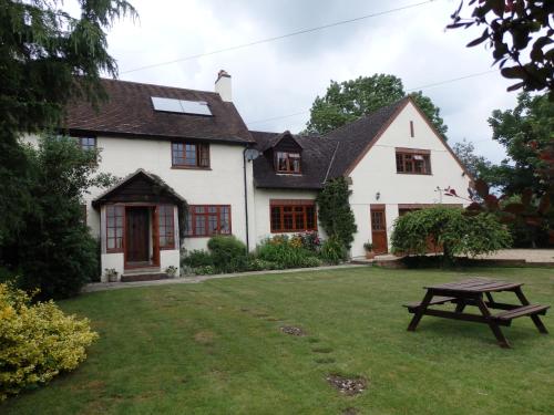 Фотография мини отеля Larkrise Cottage Bed And Breakfast