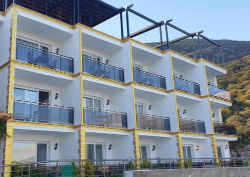 Фотографии гостиницы
Kaş Sun Glare Hotel