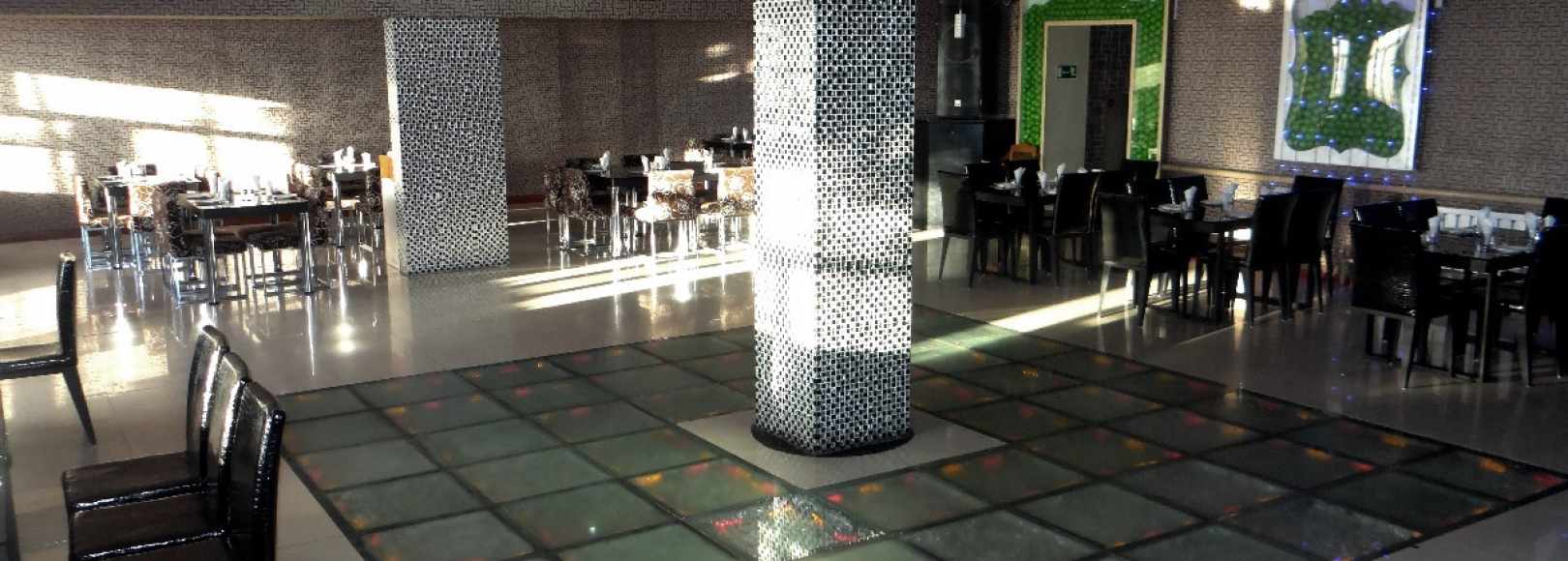 Фотография конференц-зала Золотой Лотос