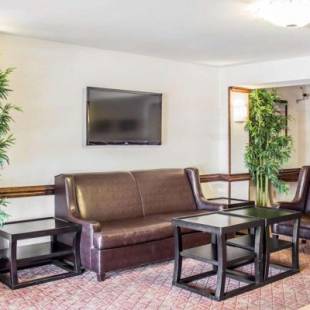 Фотографии гостиницы
Quality Inn Raleigh Downtown