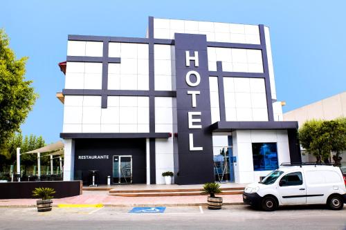 Фотографии гостиницы 
            Hotel Villa Ceuti