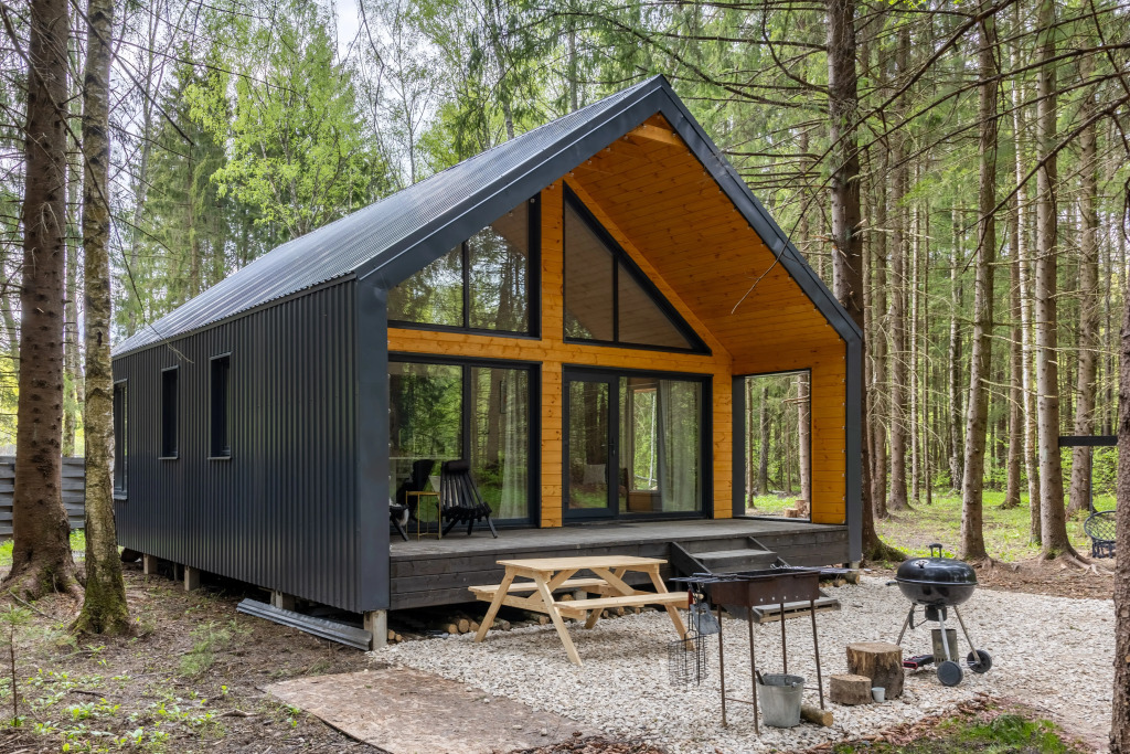 Фотография Коттеджа Частный дом в еловом лесу