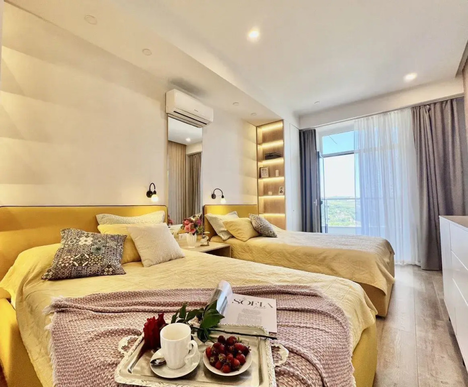 Фотография квартиры Апартаменты на Ялтинской 12А ЖК «Шато Лувр»