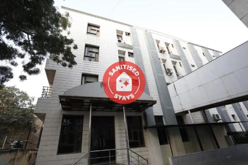 Фотография гостиницы OYO Townhouse 036 C Scheme Ahinsa Circle