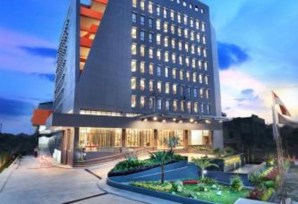 Фотография гостиницы Harper Palembang by ASTON