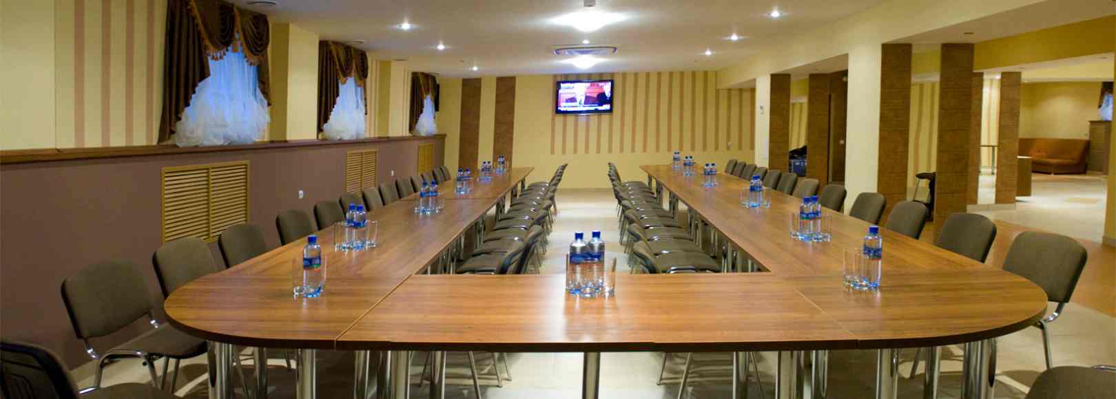 Фотография конференц-зала Эврика