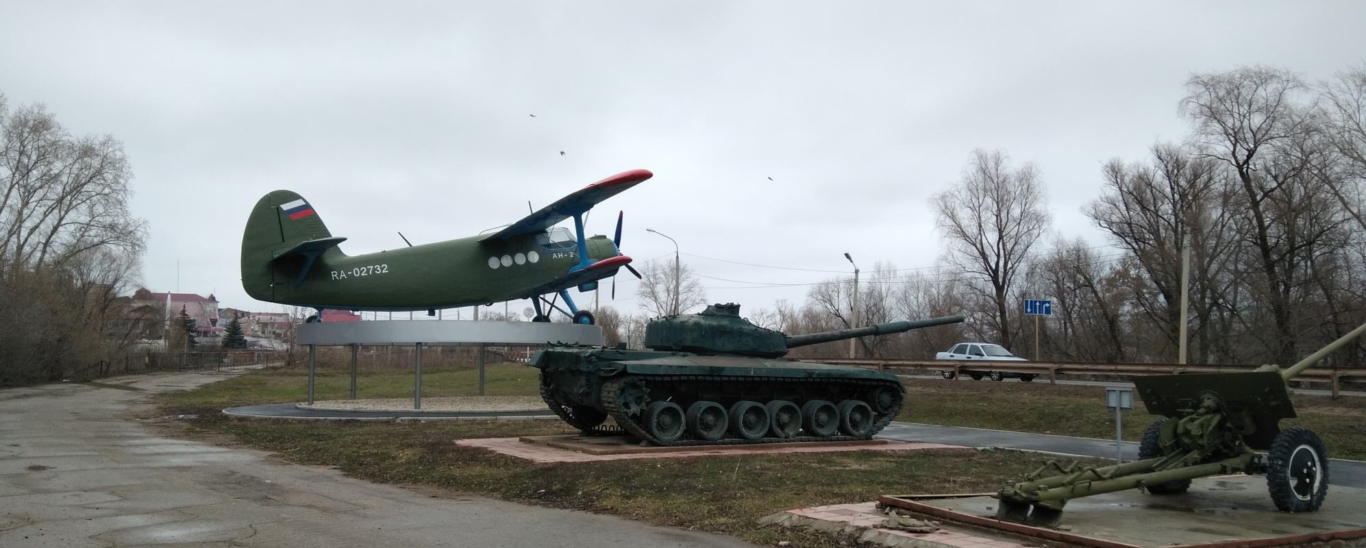 Фотографии памятника Аллея военной техники