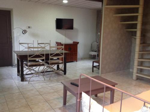 Фотография гостевого дома L' ancien pressoir 2