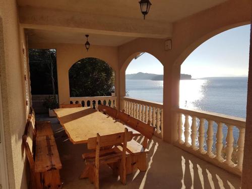 Фотография гостевого дома Apartments by the sea Cove Zaglav, Korcula - 12208