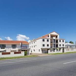 Фотографии апарт отеля
Cityville Luxury Apartments and Motel