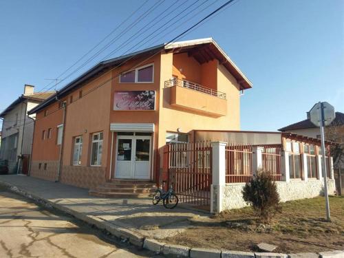 Фотография гостевого дома Стаи за гости Елени