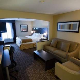 Фотографии гостиницы 
            Holiday Inn Express Hotels & Suites Topeka West, an IHG Hotel