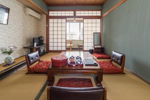 Фотографии гостиницы 
            Kochi - Hotel - Vacation STAY 83046