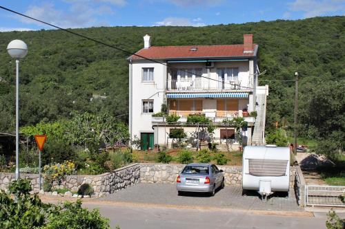 Фотография гостевого дома Apartments with a parking space Punat, Krk - 5410