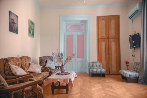 Фотография гостевого дома Century House On Vera