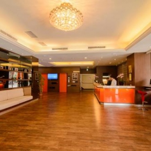 Фотография гостиницы San Hua Hotel