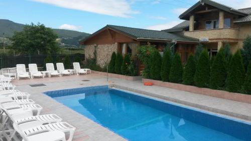 Фотография гостевого дома Pensiunea Lory