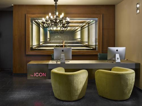 Фотография гостиницы The ICON Hotel & Lounge