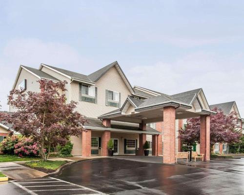 Фотография гостиницы Comfort Inn & Suites Tualatin - Lake Oswego South