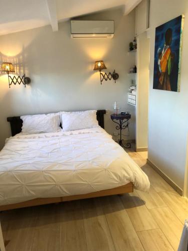 Фотография гостевого дома Les Grimaldines - Maison d'Hôtes