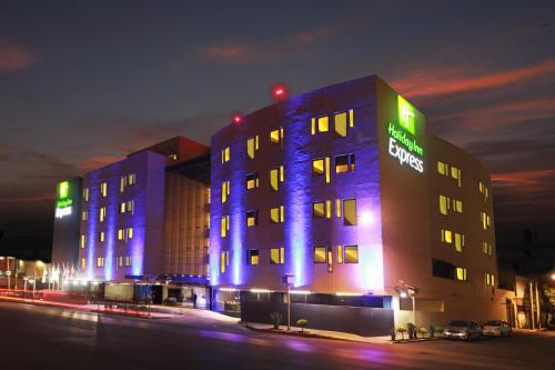 Фотография гостиницы Holiday Inn Express Mexico Aeropuerto, an IHG Hotel