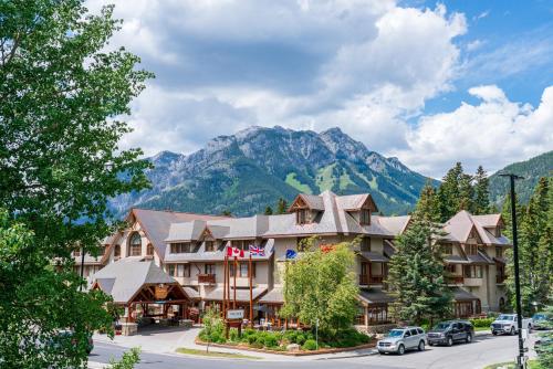 Фотография гостиницы Banff Caribou Lodge and Spa
