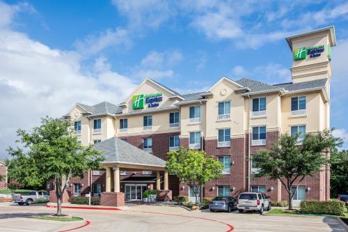 Фотография гостиницы Holiday Inn Express Hotel & Suites Dallas - Grand Prairie I-20, an IHG Hotel