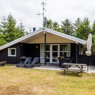 Фотография гостевого дома Holiday home Henne LXXVII