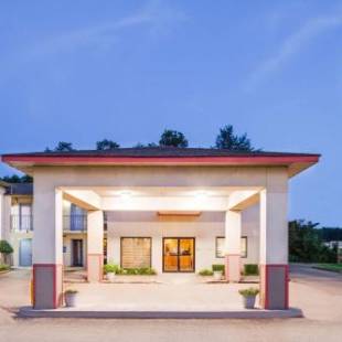 Фотографии мотеля 
            Super 8 by Wyndham Arkadelphia Caddo Valley Area