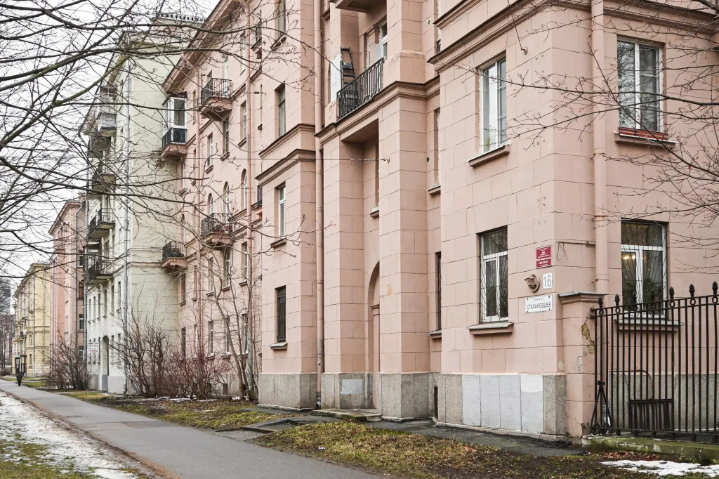 Фотография квартиры 1912 на улице Стахановцев 16