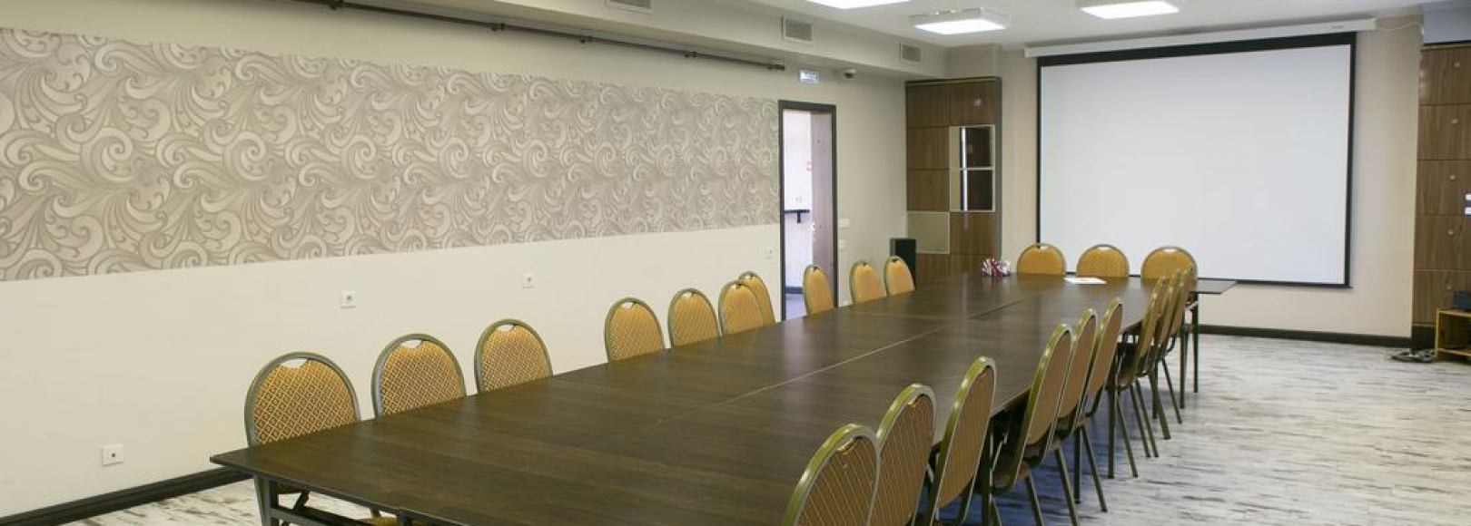 Фотография конференц-зала Изборск