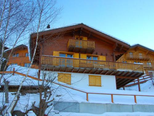 Фотография гостевого дома Chalet Chalet Boucaro