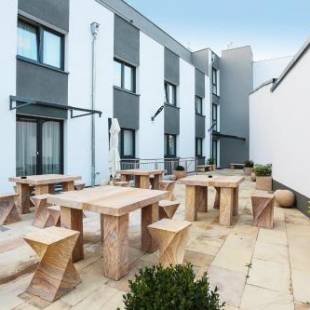 Фотографии гостиницы
Naam Hotel & Apartment Frankfurt City-Messe Airport