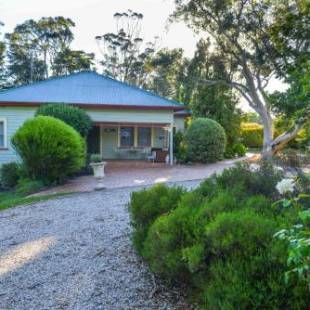 Фотографии гостевого дома 
            Mountain Whispers Chatelaine Valley