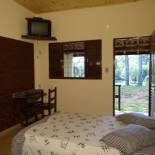 Фотография гостиницы Recanto dos Carvalhos - Pousada Camping