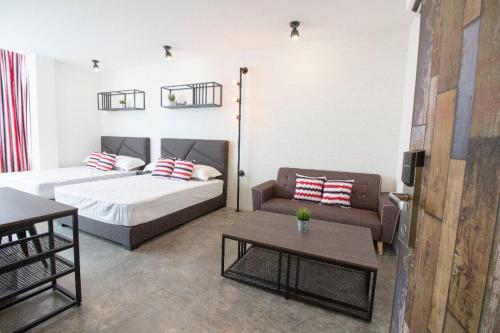 Фотография гостиницы MWV Suite Room (MUAR)