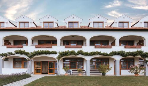 Фотография гостиницы Hotel Mörbischerhof