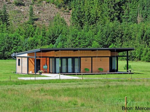 Фотография гостевого дома Modern Holiday Home with Private Garden in Moselle