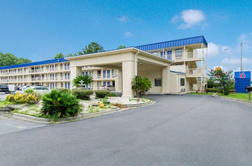 Фотография гостиницы Motel 6-Pooler, GA - Savannah Airport