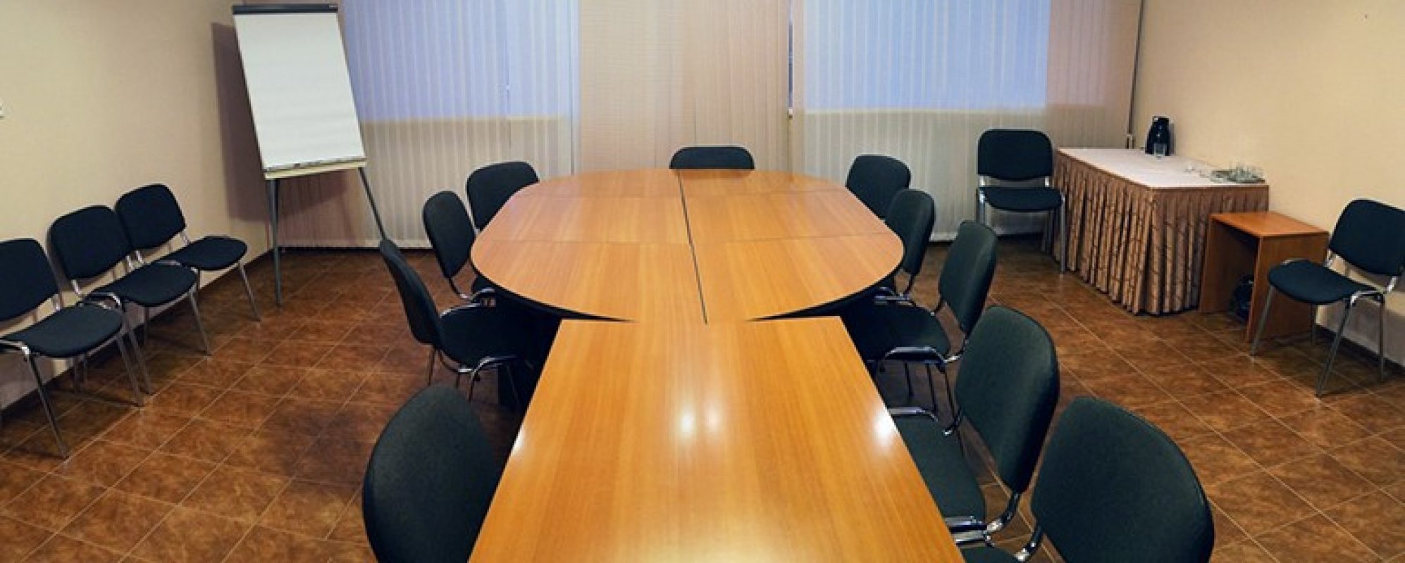 Фотографии комнаты для переговоров 69 параллель