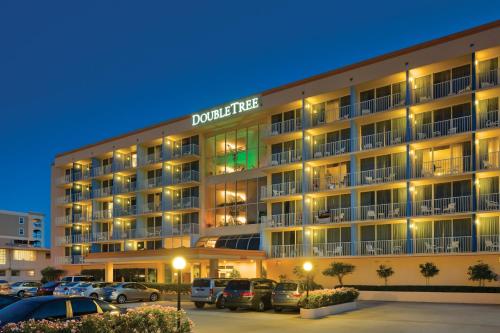 Фотография гостиницы DoubleTree Beach Resort by Hilton Tampa Bay – North Redington Beach