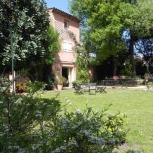 Фотографии мини отеля
B&B Le clos des vignes Saint Raphael