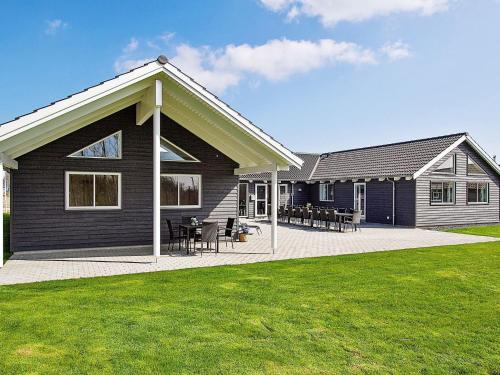 Фотография гостевого дома Holiday home in Torslanda