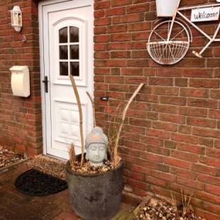 Фотографии гостевого дома 
            Beachcomber House A