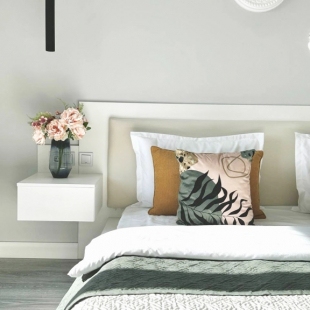 Фотография квартиры Апартаменты 149 Комфорт сити с двуспальной кроватью, диваном и красивым видом