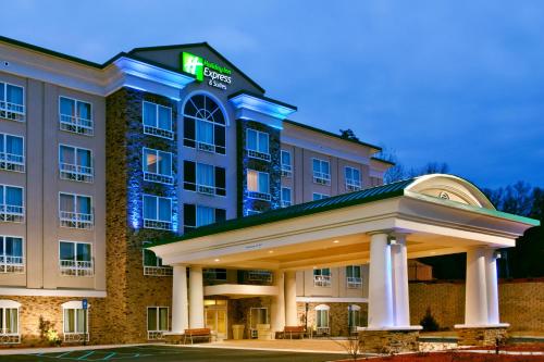 Фотография гостиницы Holiday Inn Express Hotel & Suites Columbus-Fort Benning, an IHG Hotel