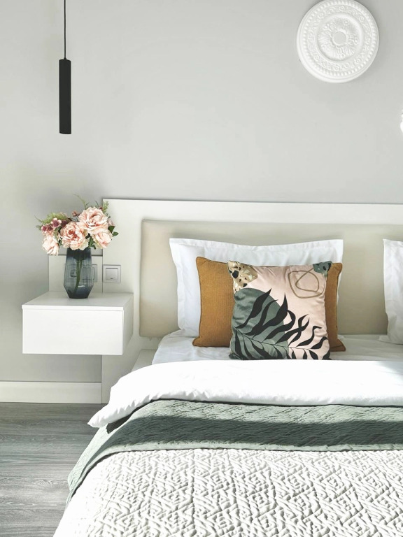 Фотография квартиры Апартаменты 149 Комфорт сити с двуспальной кроватью, диваном и красивым видом