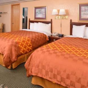 Фотографии мотеля
HomeTown Inn